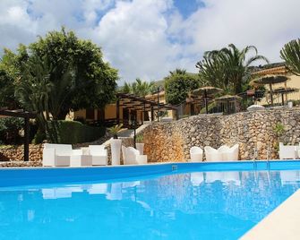 Hotel Grotticelli - Scopello - Bazén