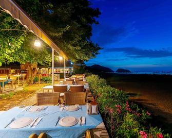 Etenna Beach Bungalows - Cirali - Restaurante