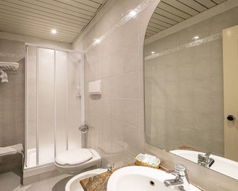 Hotel Astoria - Stresa - Bathroom