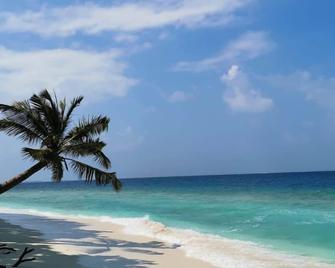 Faima Fishing Lodge at Daravandhoo - Dharavandhoo - Beach