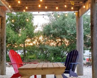 Newly Renovated Beach Home with Bay View - Long Beach - Patio