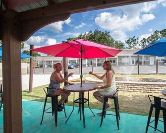 Zephyrhills/Liberty Hill Executive Inn - Zephyrhills