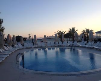 Dragut Point North Hotel - Turgutreis - Pool