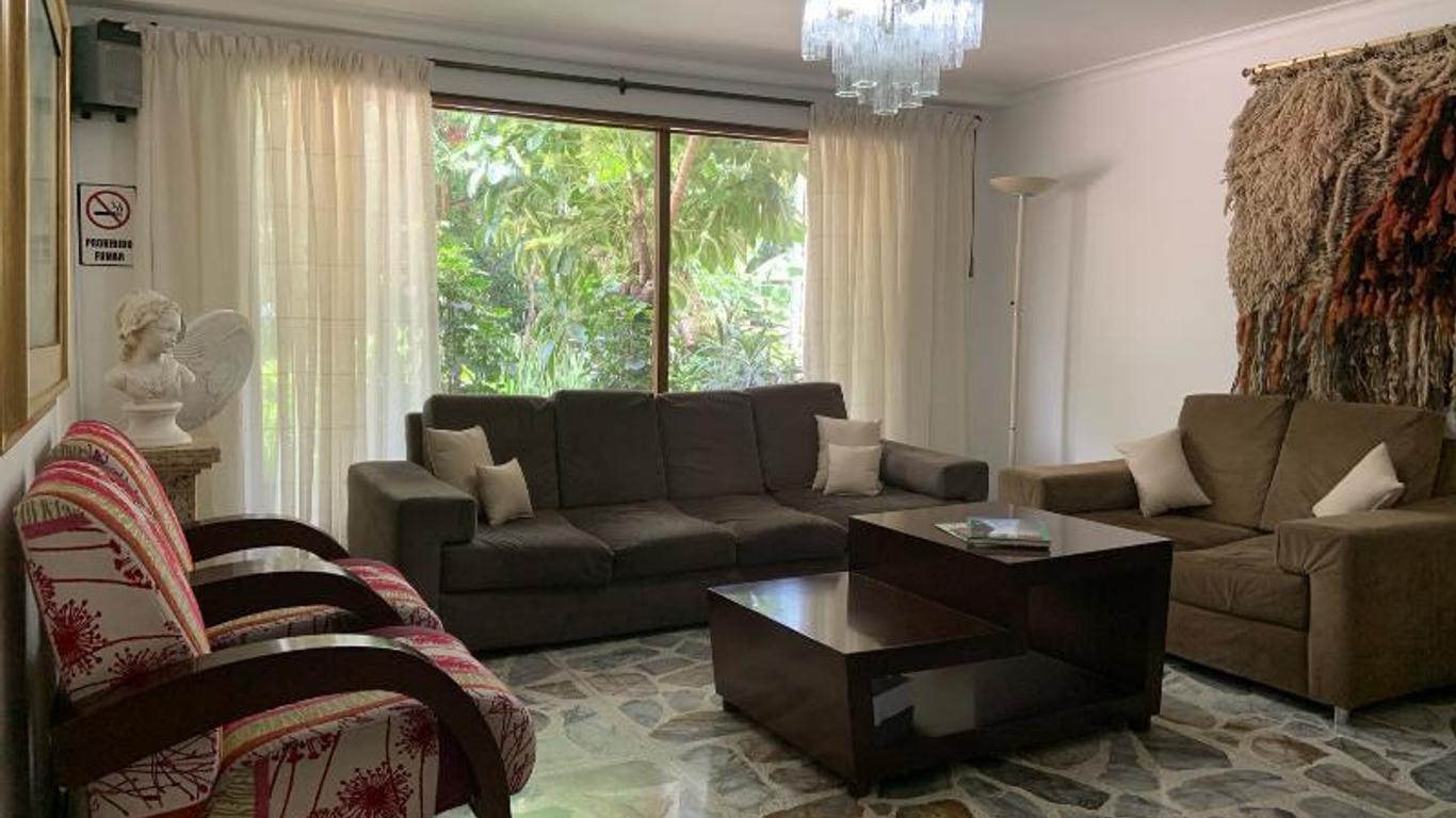 Casa Rosales Hotel