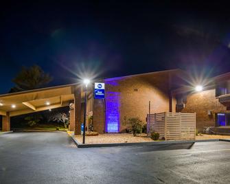Best Western Shelbyville Lodge - Shelbyville - Building