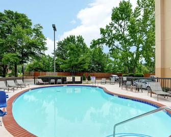 Hampton Inn Columbia-I-26 Airport - West Columbia - Басейн