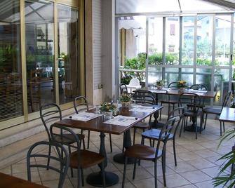 Locanda La Rotonda - Montale - Restaurante