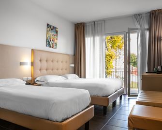 Hotel Belvedere - Manerba del Garda - Bedroom
