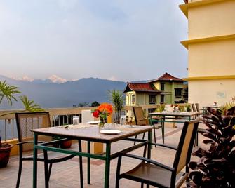 Hotel Sonam Delek - Gangtok - Balcón