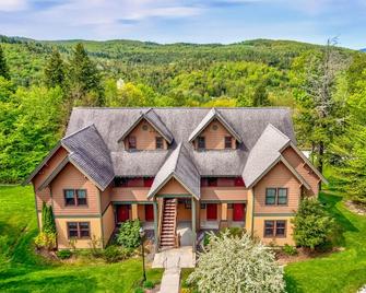 Castle Hill Resort Condo 5 Mi to Slopes at Okemo! - Ludlow - Gebouw