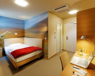 Hotel Königstein - Munich - Bedroom