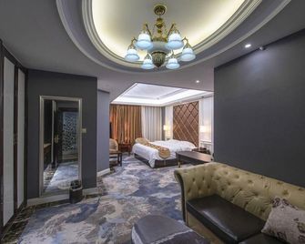 Meirengu Hotel - Garzê - Habitación