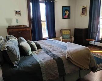 Shawnee Forest In Town Retreat - Harrisburg - Habitación