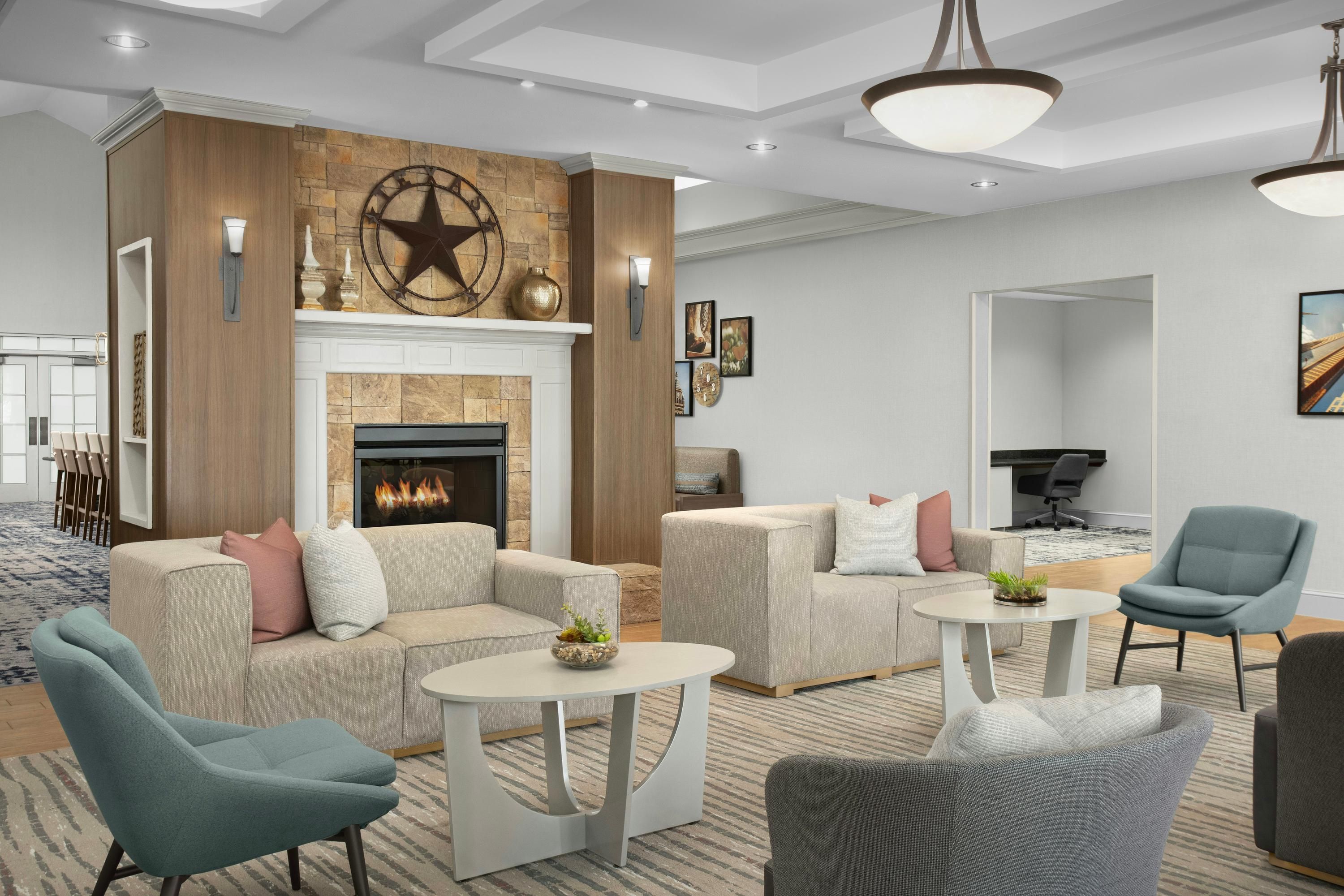 Homewood Suites by Hilton Irving-DFW Airport - Irving - Sala de estar