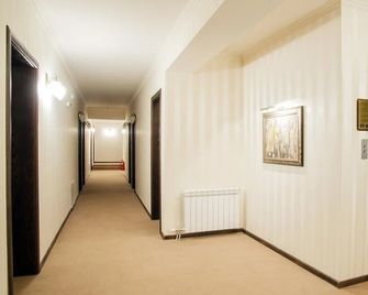 Hotel Iva & Elena - Pamporovo - Coridor