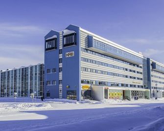 Hotel Hans Egede - נואוק - בניין