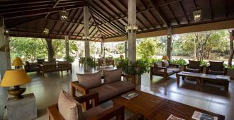 Amaara Forest Hotel Sigiriya - Sigiriya - Uteplats
