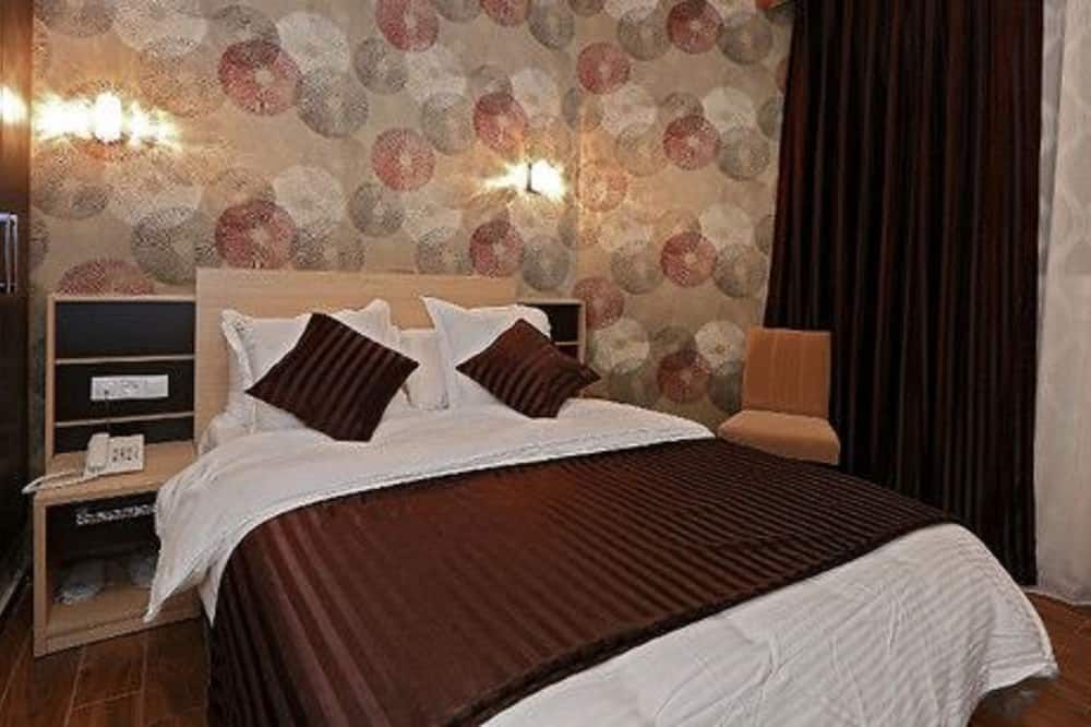 Saray Hotel