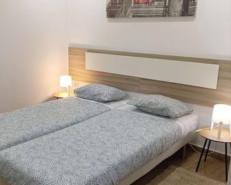 Good Vibes Guest House - Lagos - Ložnice