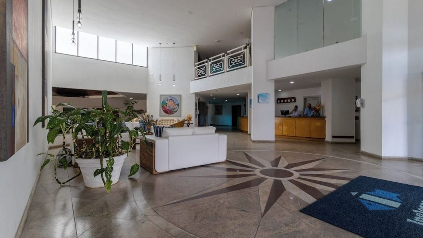 Ingleses Praia Hotel