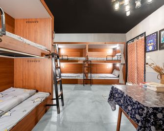 riverside youth hostel - Chongqing