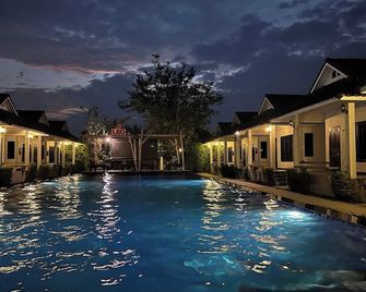 Thanawong Pool Villa - Sukhothai - Pool