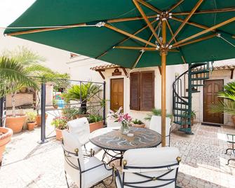 Hotel Celio - Rome - Patio