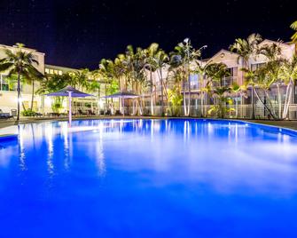 Ramada Resort by Wyndham Shoal Bay - Shoal Bay - Pool