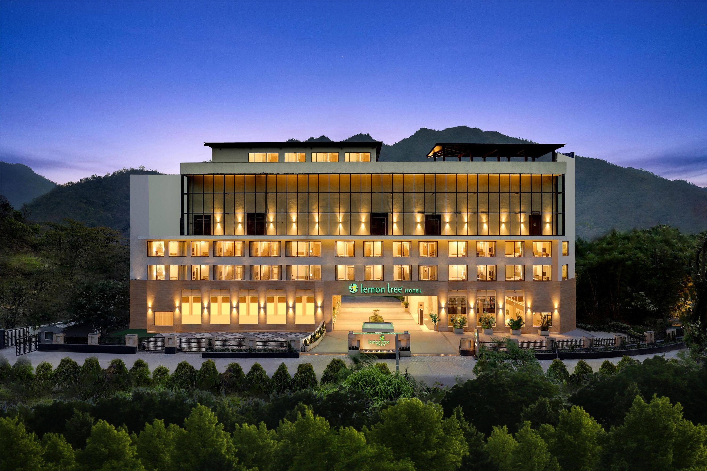 Lemon Tree Hotel-Rishikesh - רישיקש - בניין