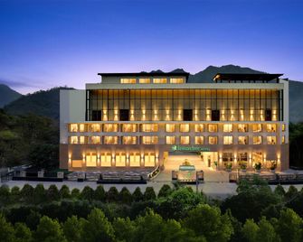 Lemon Tree Hotel-Rishikesh - רישיקש - בניין