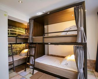 Gangneung Acapella Guesthouse - Gangneung - Bedroom