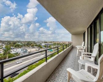 Anc608 Anchorage Resort - Siesta Key - Balcony