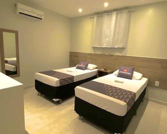 Mega Aeroporto Hotel Apenas 1 km de distância do Aeroporto de Fortaleza - Fortaleza - Quarto