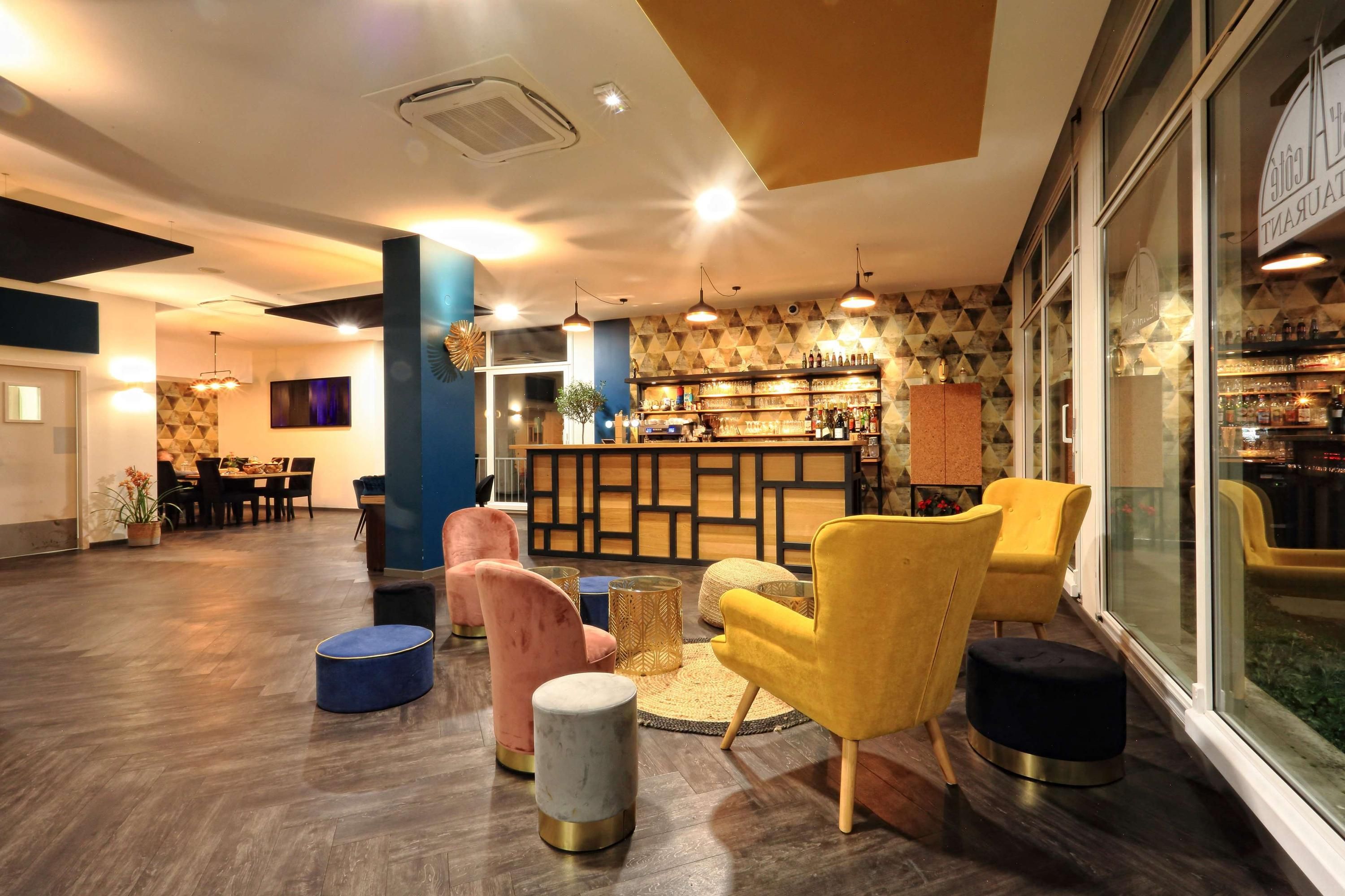 B&B HOTEL Chaumont - Chaumont - Ресторан