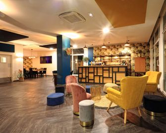 B&B HOTEL Chaumont - Chaumont - Ресторан