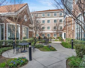 Staybridge Suites Rocklin - Roseville Area By IHG - Rocklin - Vybavení ubytovacího zařízení