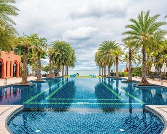 Marrakesh Hua Hin Resort & Spa - Hua Hin - Piscina