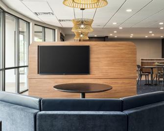 Courtyard by Marriott Brunswick - Brunswick - Lounge