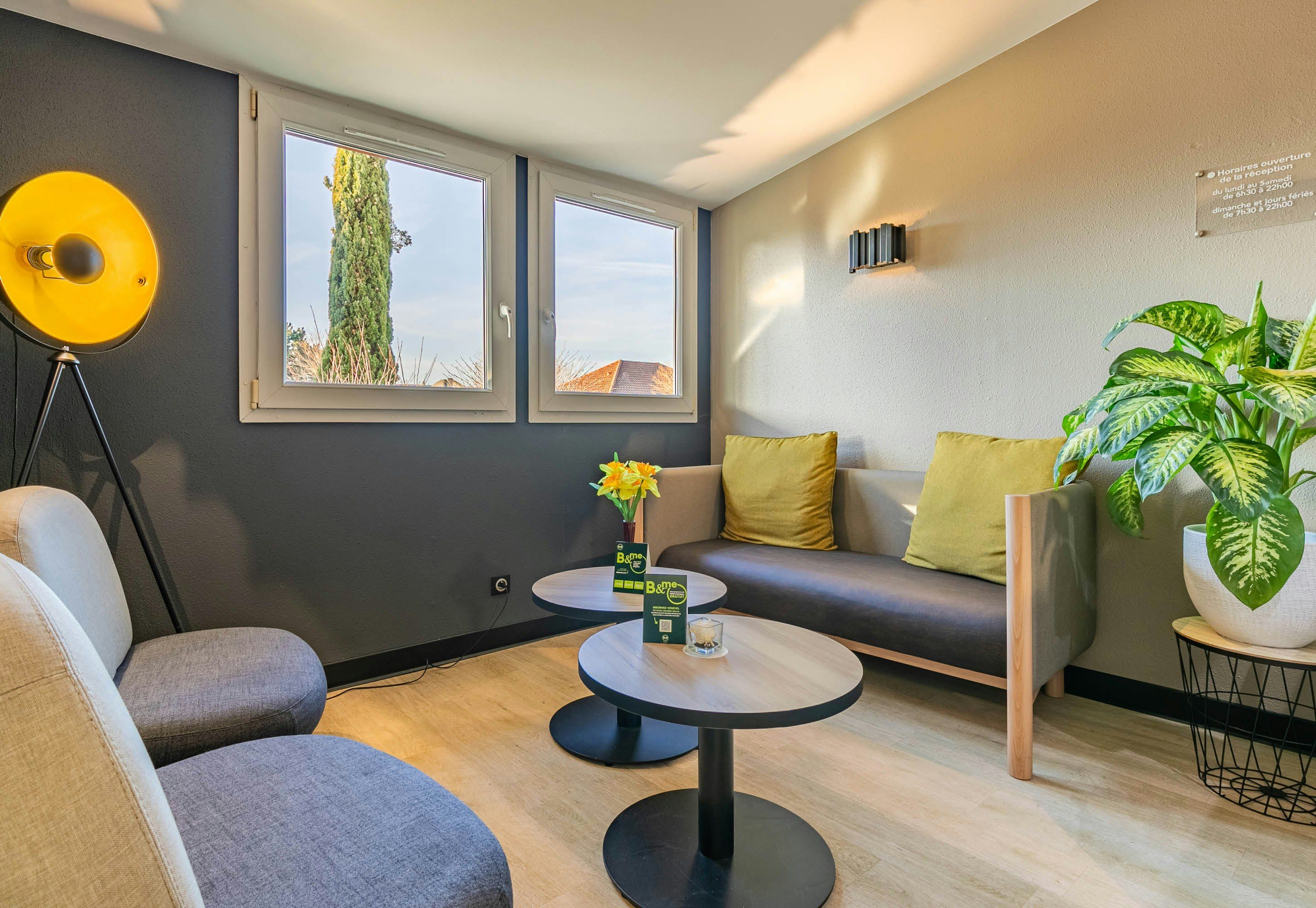 B&B HOTEL Colmar Lumière - קולמר - סלון