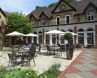 Badgemore Park - Henley-on-Thames - Innenhof