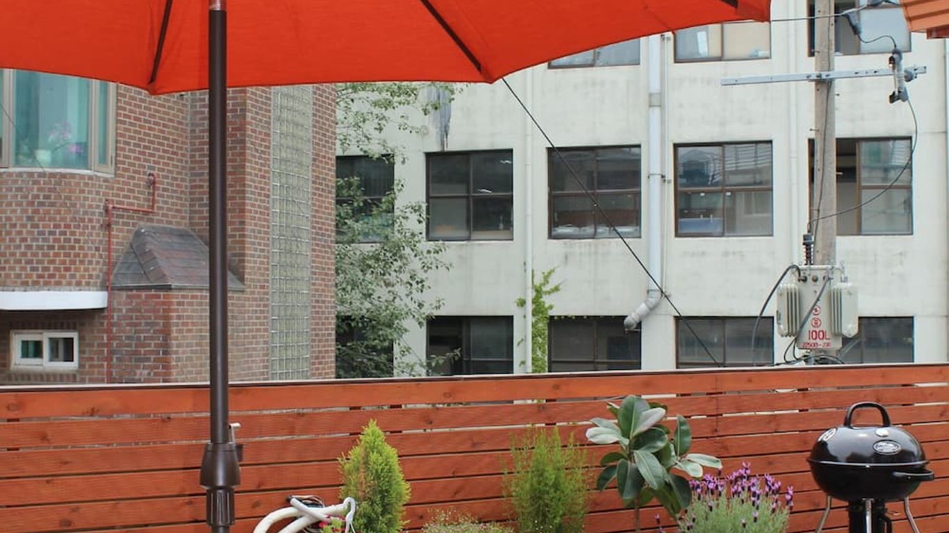 Wow Hills Guesthouse