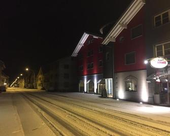 Hotel Metzgerei Schatz - Hohenems - Gebäude