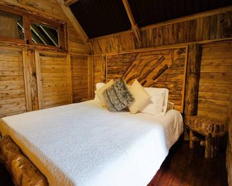 Hostal La Laguna - Villamaría - Habitación