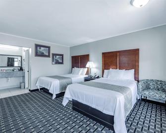 Travelodge by Wyndham Jackson I-40 Exit 82 - Jackson - Bedroom