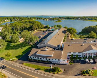 Bayside Resort Hotel - West Yarmouth - Bygning