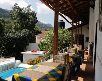 La Casona Breakfast & Wellness Center - Valle de Bravo - Balkon