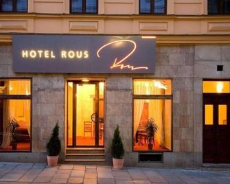 Hotel Rous - Pilsen - Gebäude
