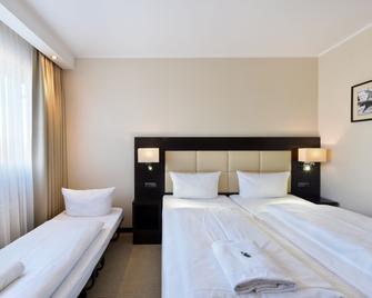 Hotel am Karlstor - Karlsruhe - Bedroom