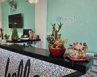 Dream Lodge @ Farrer Park - Singapore - Front desk