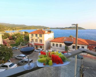 Erdem City Hotel - Kaş - Balkong